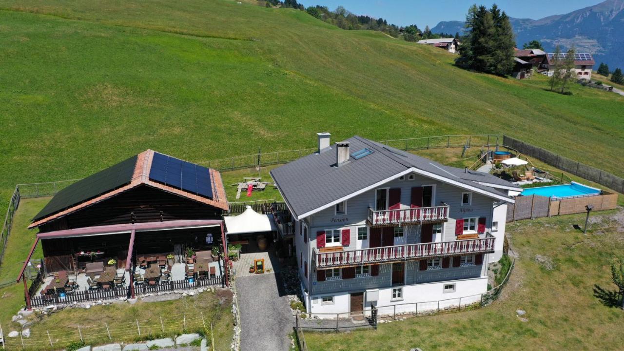 Gasthaus Alpina Tschappina Eksteriør bilde